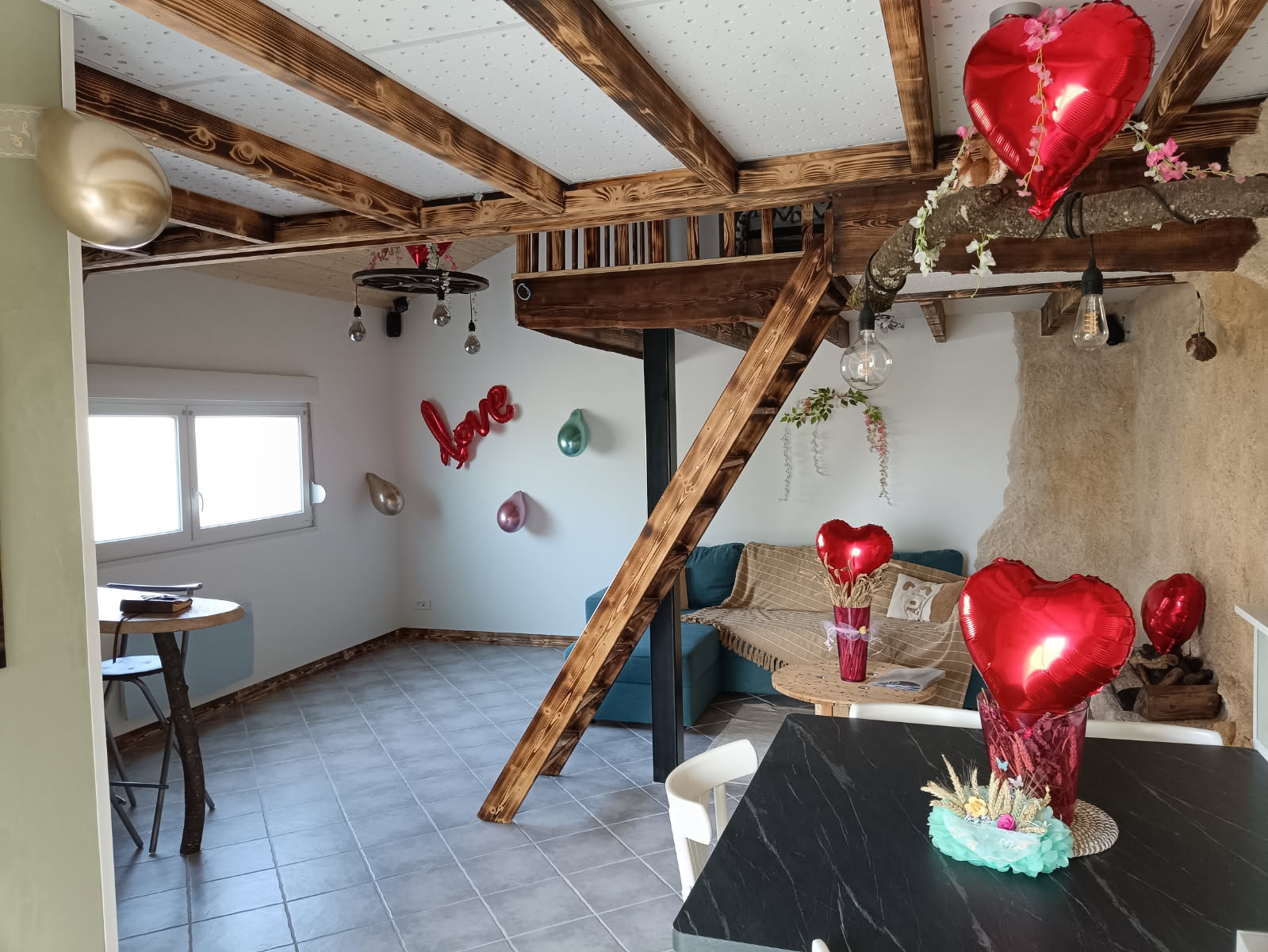Décoration Saint-Valentin dans le gîte Aux Champs des Amours